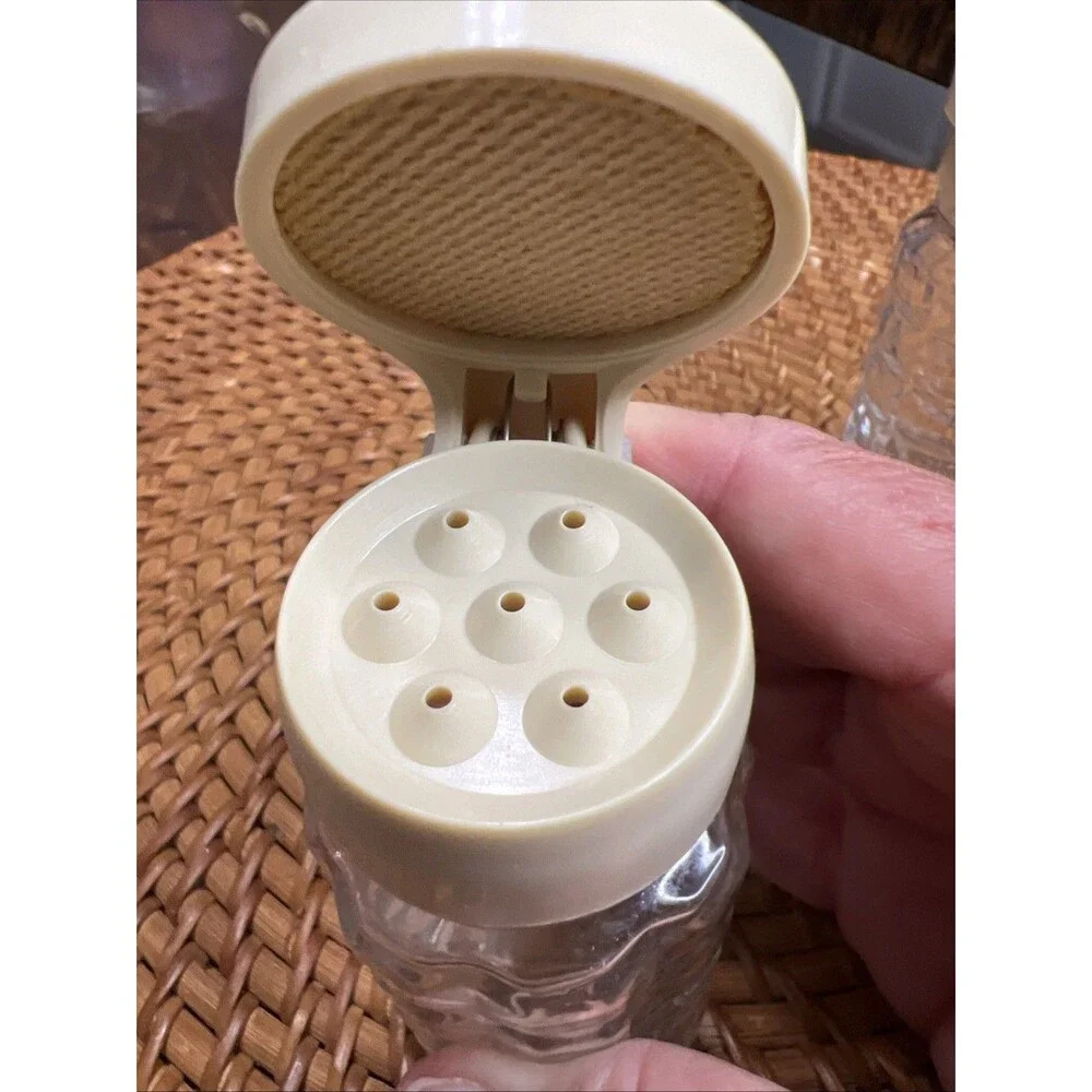 Glass Quilt Waffle Design Salt and Pepper Shaker with Screw Off Press to Open